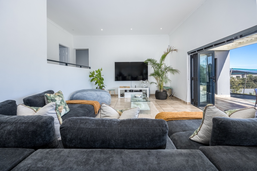 3 Bedroom Property for Sale in Deo Gracia Western Cape